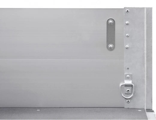 Прицеп с алюминиевыми бортами и светодиодными фонарями МЗСА 817717.032