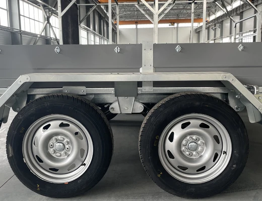 Прицеп бортовой двухосный без тормоза ССТ-7132-65 (платформа Ш=1768 мм)