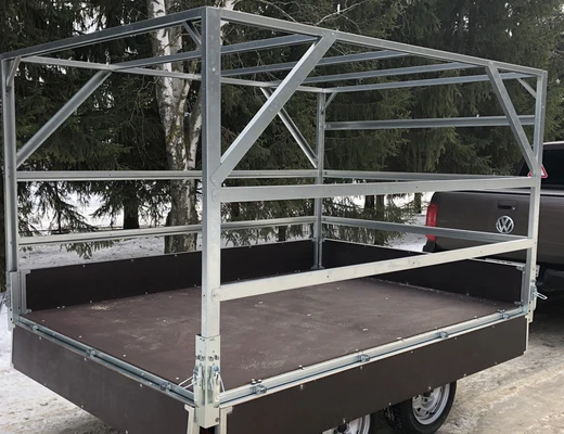 Прицеп бортовой двухосный без тормоза ССТ-7132-20 (платформа Ш=1821 мм)