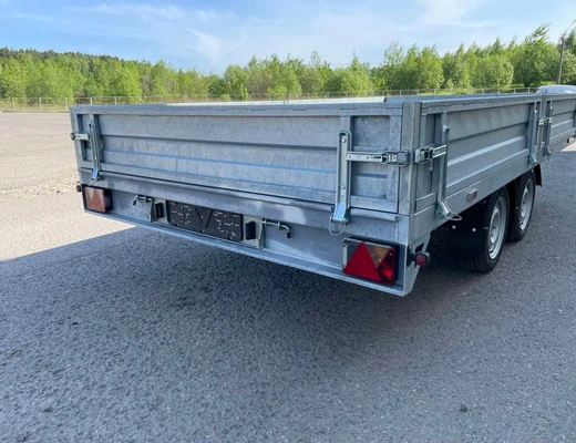 Прицепы платформы со съемными бортами и без них для перевозки грузов и спецтехника