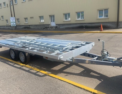 Прицепы платформы со съемными бортами и без них для перевозки грузов и спецтехника