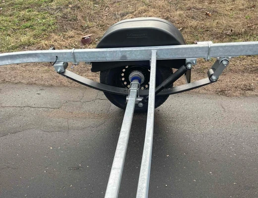 Прицеп для перевозки байдарок, лодок, каноэ и каяков