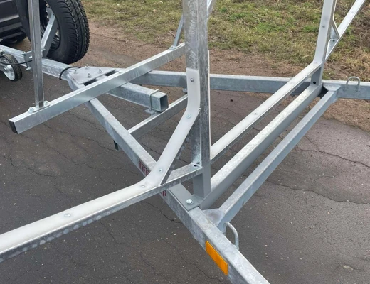 Прицеп для перевозки байдарок, лодок, каноэ и каяков