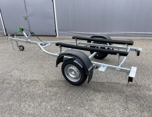 Прицеп Treiler Модель 829440 Исполнение Дельфин 3,9 рес AL-Ko БЕЗ КОЛЕС Передвижная ось вдоль рамы