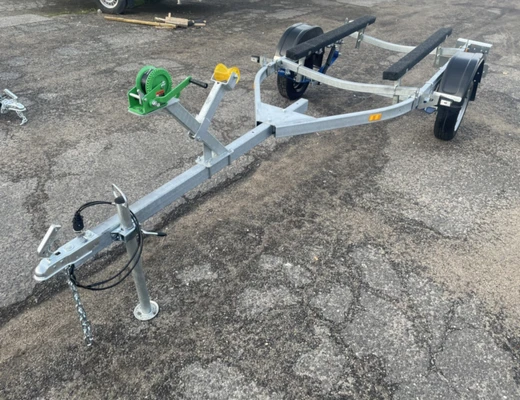 Прицеп Treiler Модель 82944С Исполнение Дельфин 4,2 рес БЕЗ КОЛЕС