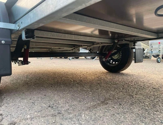 Прицеп Treiler Модель 829400 Исполнение 2,5х1.30 рес3 Товарищ БЕЗ КОЛЕС борт 310 мм